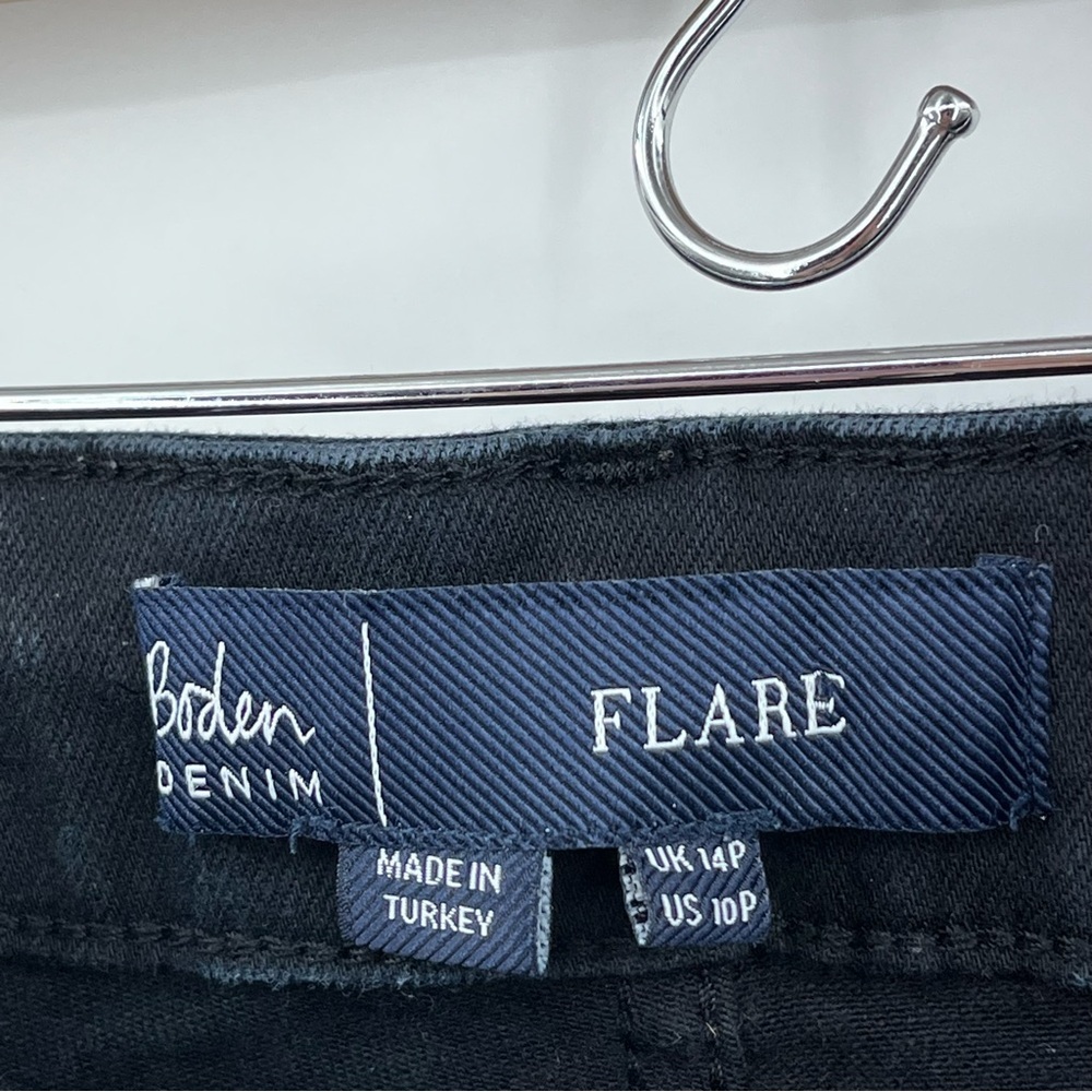 Boden US 10P High-Rise Fitted Flare Jeans dark blue denim petite - Picture 4 of 9
